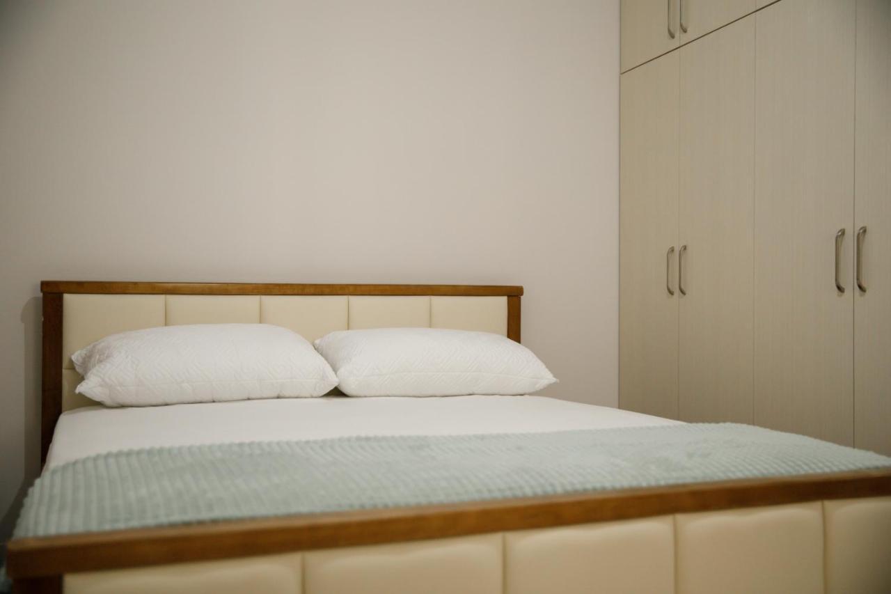 Logli Apartments Gjirokastër Extérieur photo